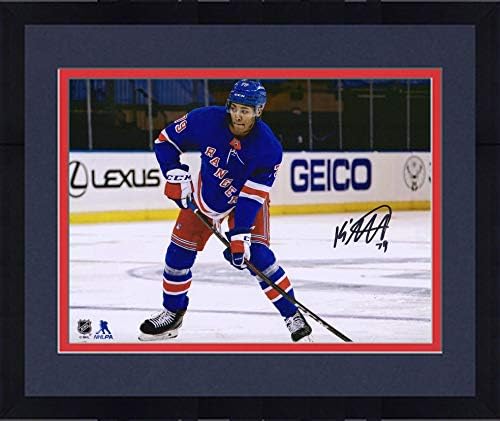 Încadrat K'andre Miller New York Rangers Autographat 8 x 10 NHL Patina de patinaj NHL - Fotografii NHL autografate